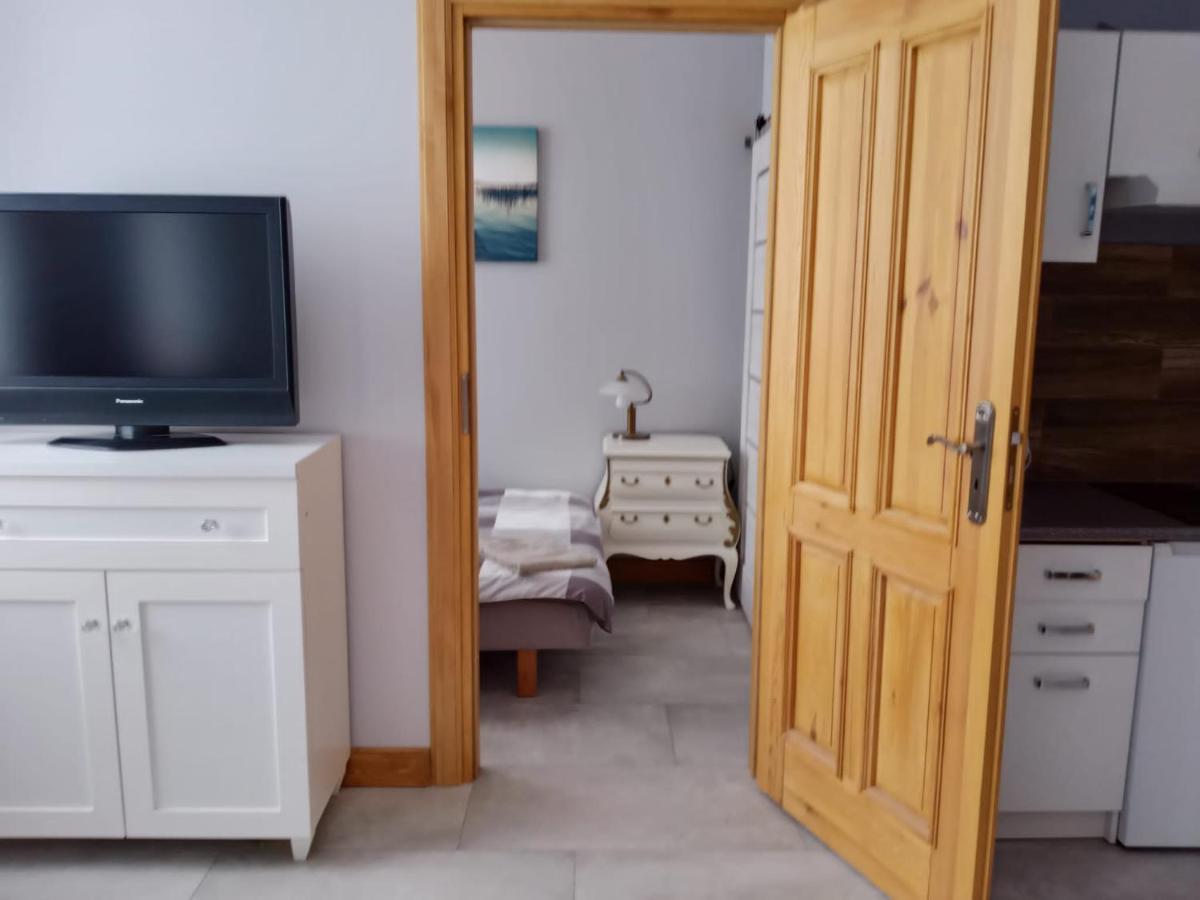 Sunny Bear Bed & Breakfast يلينيا غورا المظهر الخارجي الصورة