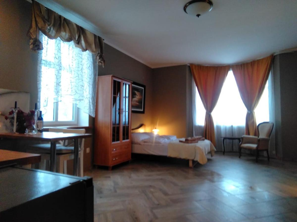Sunny Bear Bed & Breakfast يلينيا غورا المظهر الخارجي الصورة