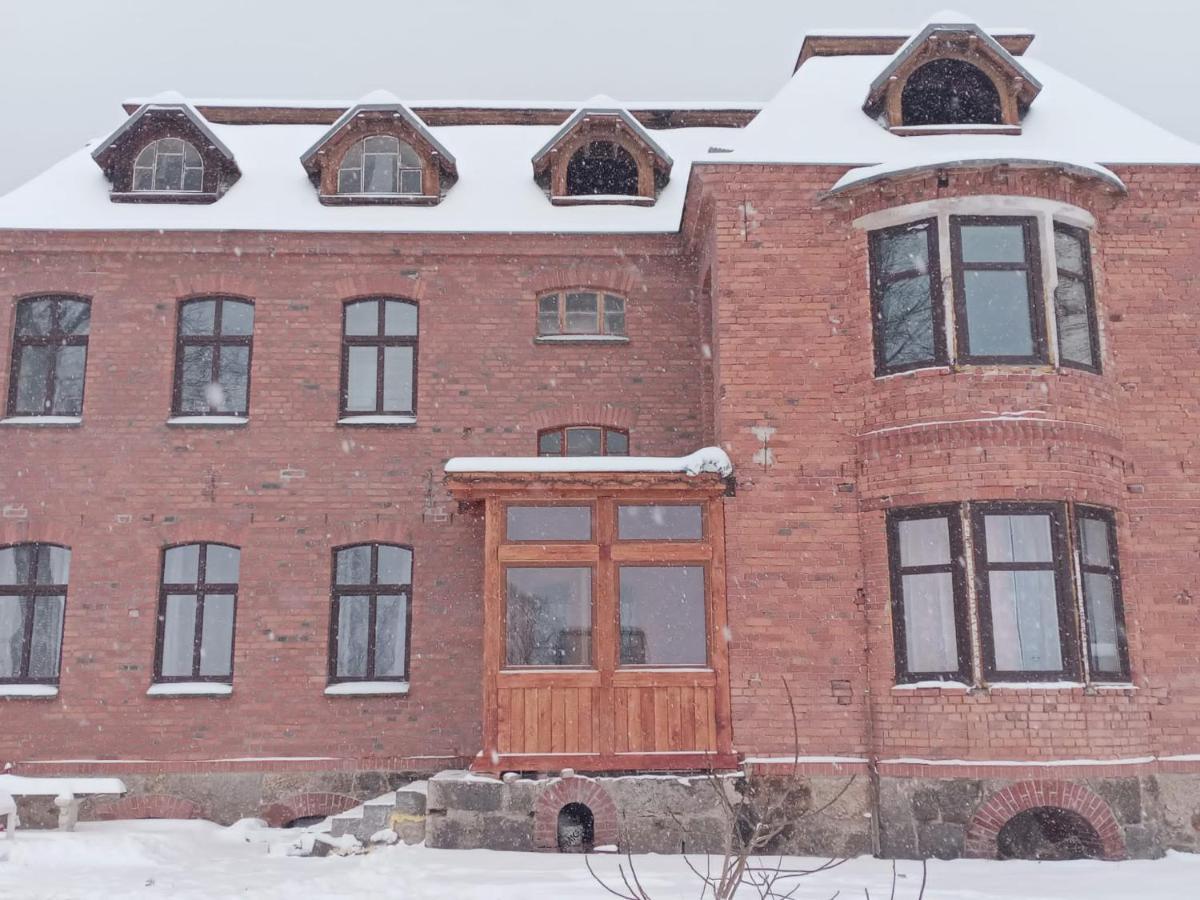 Sunny Bear Bed & Breakfast يلينيا غورا المظهر الخارجي الصورة